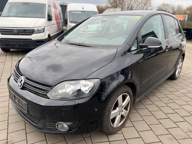 Gebraucht VW Golf VI Team 122 PS (89 kW) 2011 Schwarz Kleinwagen