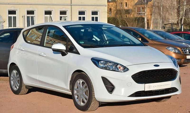 Gebraucht Ford Fiesta Trend 86 PS (63 kW) 2018 Weiß Kleinwagen