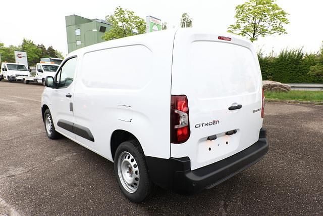Neu Citroën Berlingo 131 PS (96 kW) 2025 Eisweiß eisweiß Van / Kleinbus