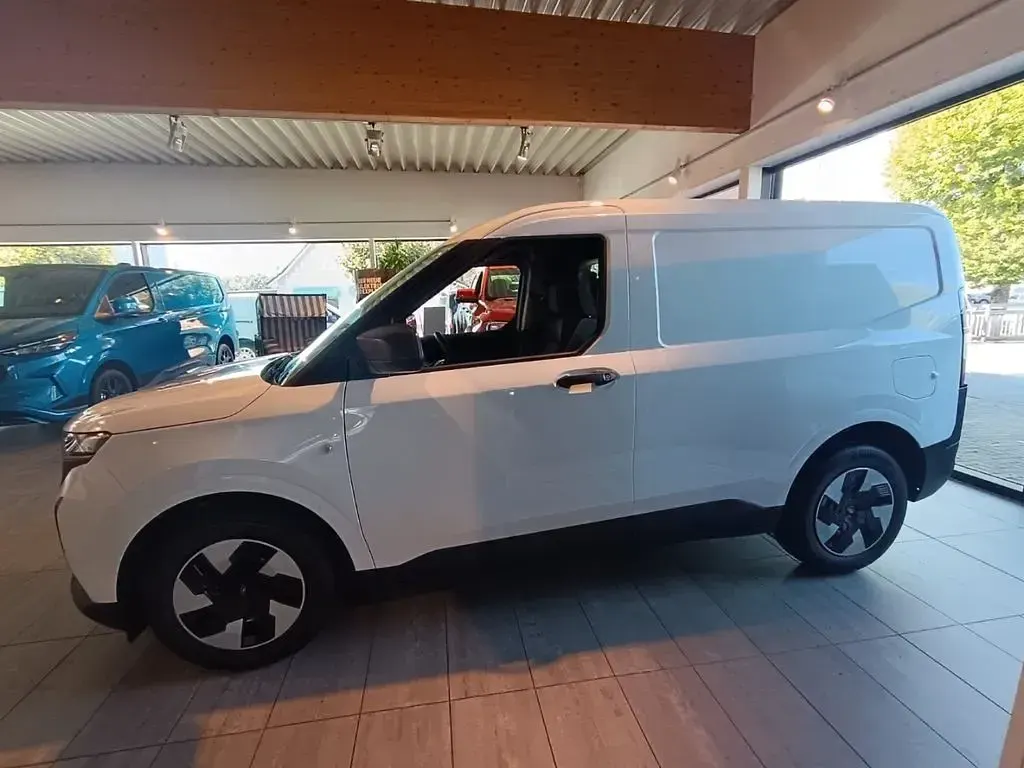 Neu Ford Transit Trend 100 kW (136 PS) 2026 Frostweiß Kleinwagen