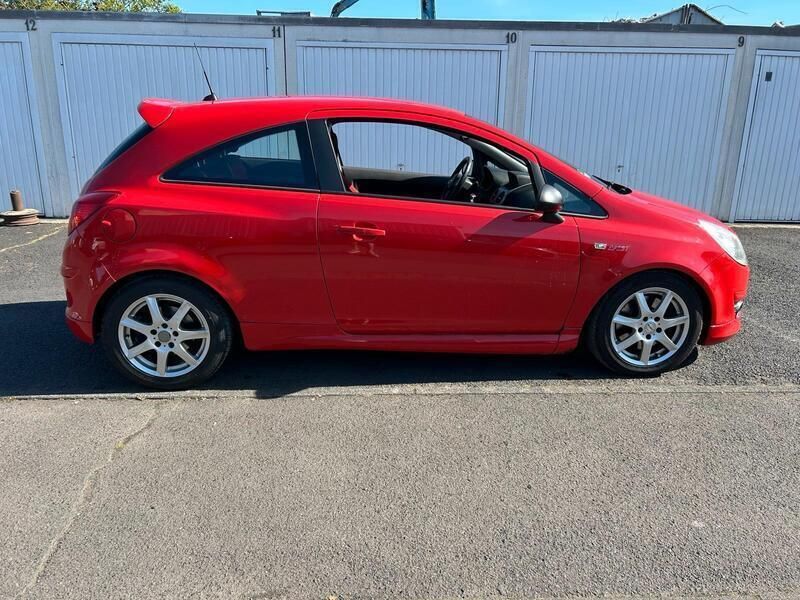 Rot Gebraucht 2006 Opel Corsa Kleinwagen | 2.699 € (Fairer Preis) - Bild 1/4