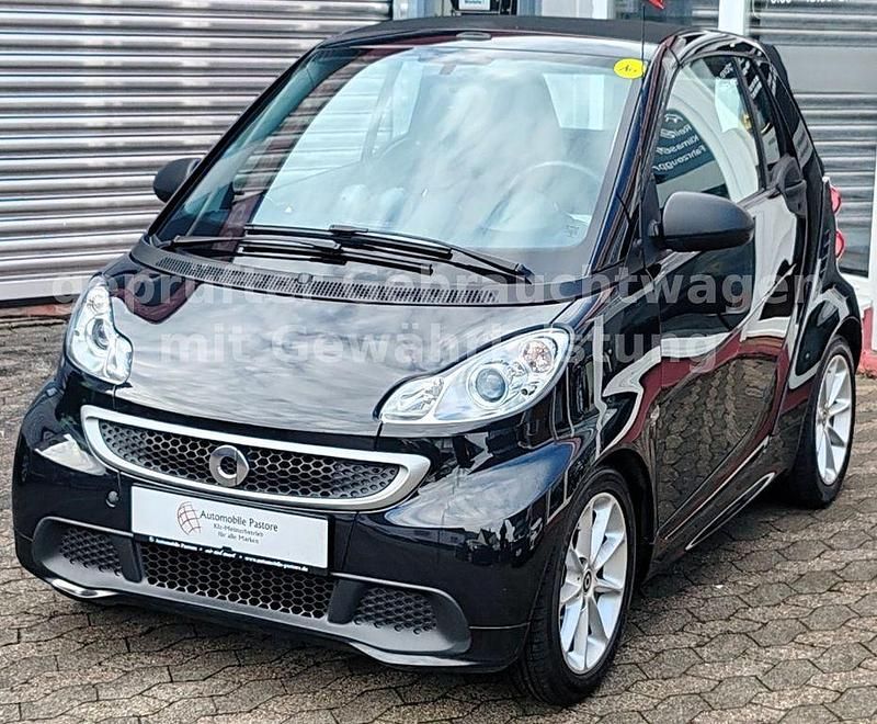 Gebraucht Smart ForTwo Cabrio 71 PS (52 kW) 2015 Schwarz Cabrio