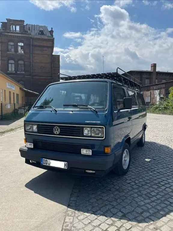 Używany VW Multivan 95 KM (69 kW) 1988 Niebieski Minivan