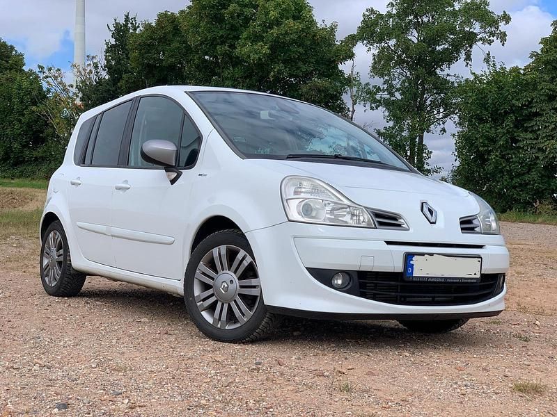 Weiß Gebraucht 2012 Renault Grand Modus Van / Kleinbus | 5.700 € - Bild 1/4