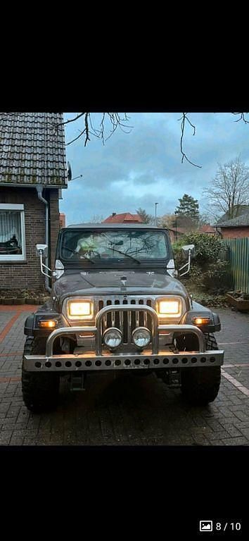 Second-hand Jeep Wrangler 178 CP (130 kW) 1991 Negru SUV