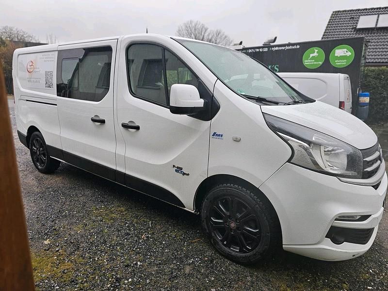 Gebraucht Fiat Talento 145 PS (106 kW) 2017 Weiß Van / Kleinbus