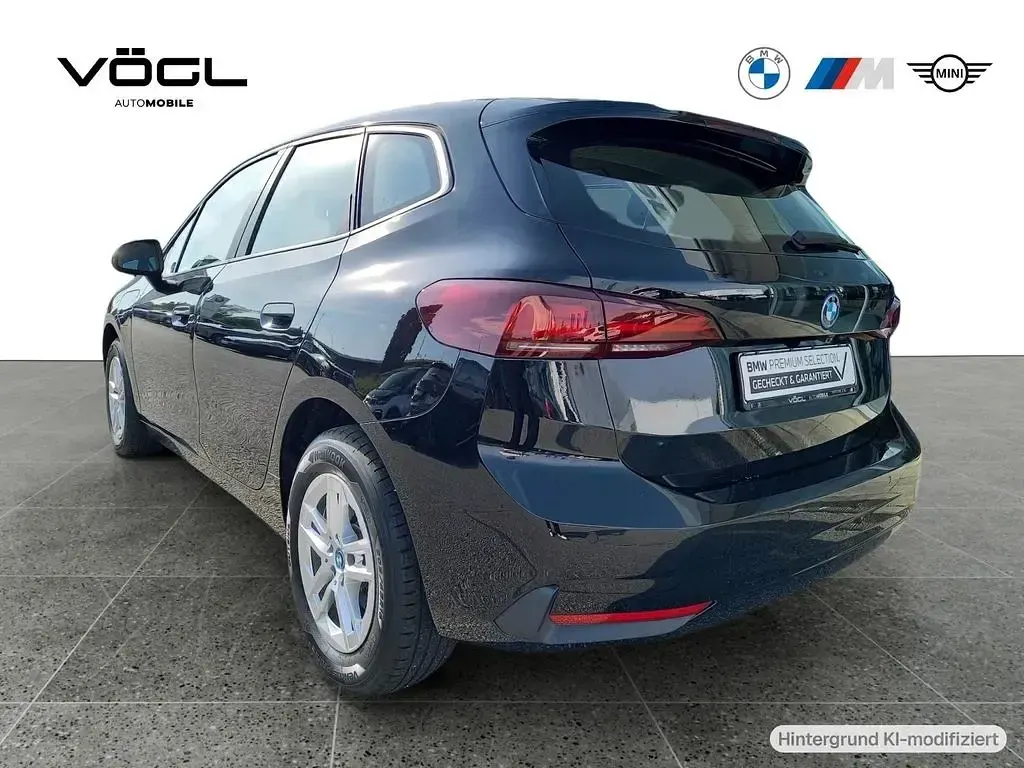 Gebraucht BMW 225 Active Tourer 245 PS (180 kW) 2023 Schwarz Van / Kleinbus