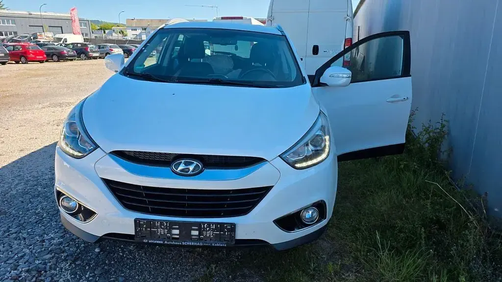 Second-hand Hyundai ix35 Edition 135 CP (99 kW) 2014 Alb SUV