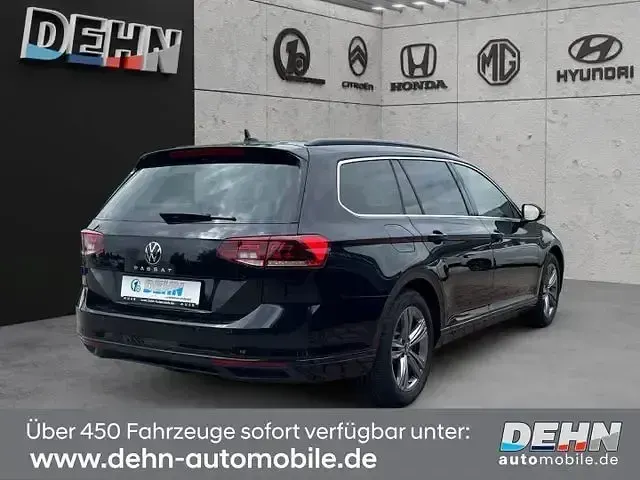 Gebraucht VW Passat Business 150 PS (110 kW) 2022 Schwarz Kombi
