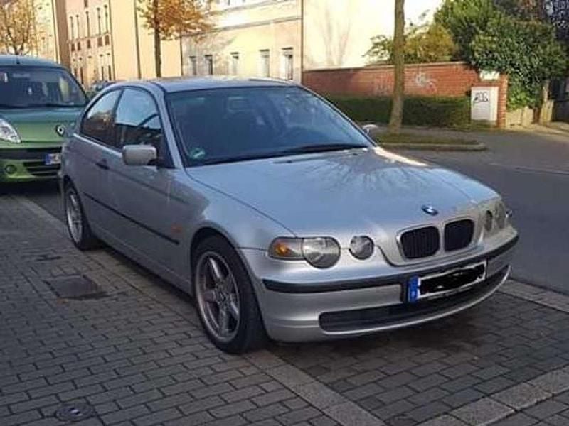 Gebraucht BMW 316 116 PS (85 kW) 2001 Silber Coupé