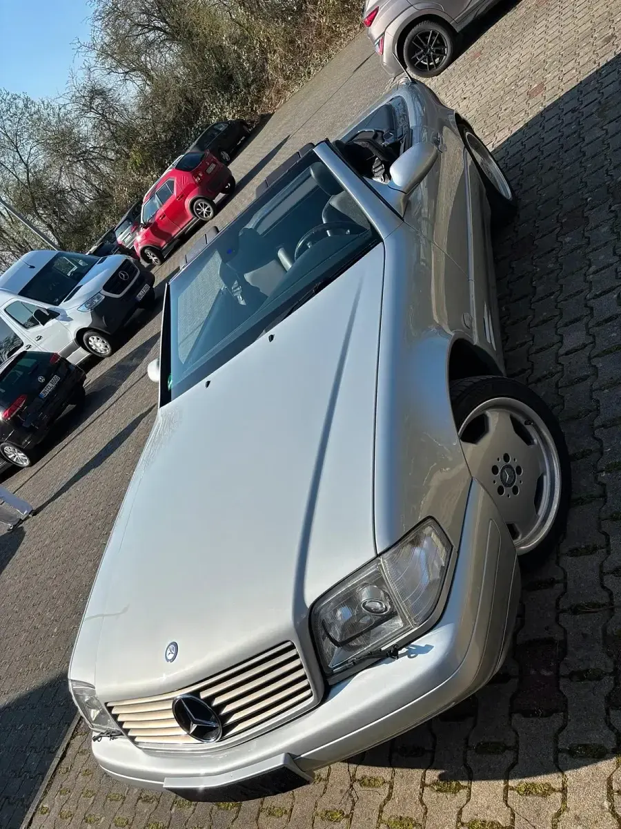 Gebraucht Mercedes SL320 224 PS (164 kW) 1999 Silber Cabrio