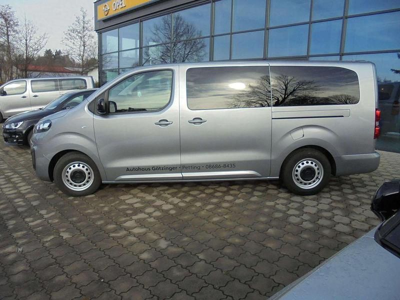 Gebraucht Opel Vivaro 144 PS (105 kW) 2022 Kontrast grau/quarz silber Van / Kleinbus