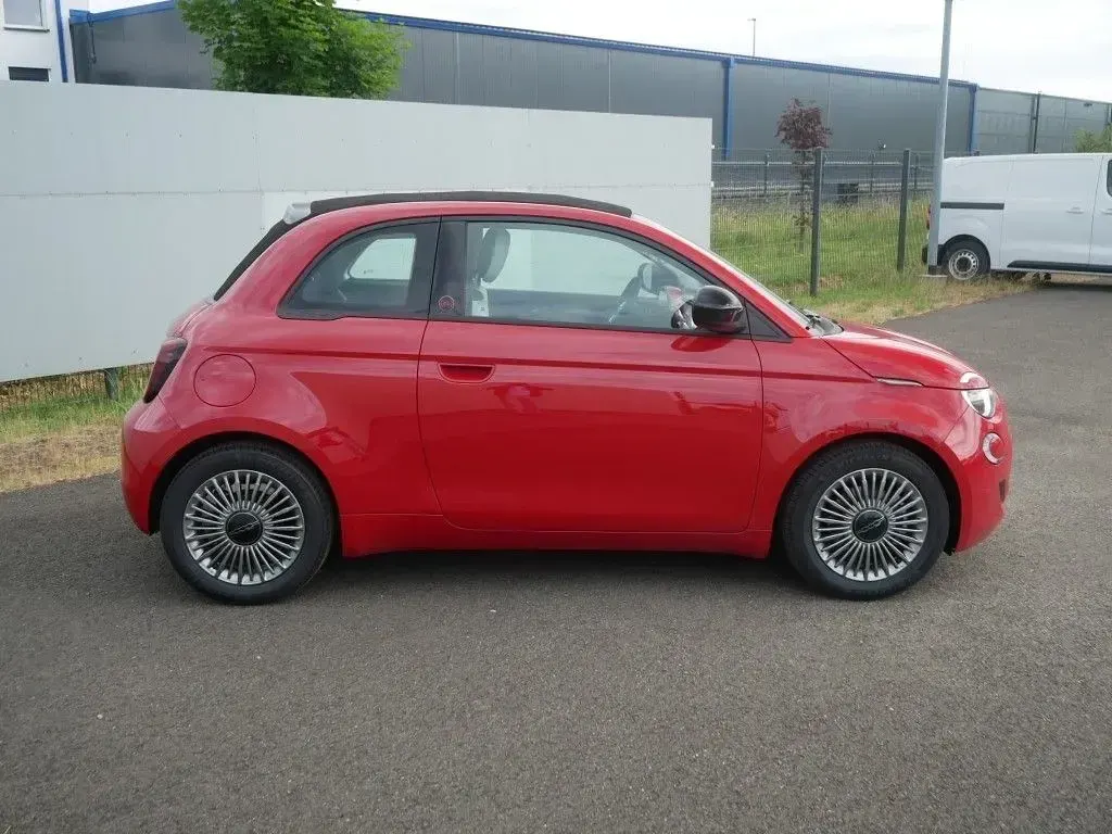 Neu Fiat 500C Icon 65 PS (47 kW) 2026 Rot Cabrio