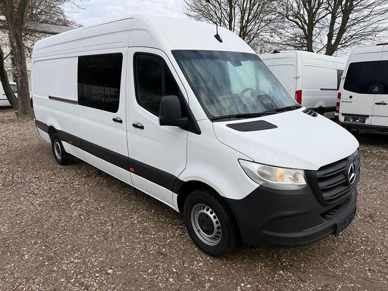 Weiß Gebraucht 2024 Mercedes Sprinter Van | 43.900 € (Fairer Preis) - Bild 1/4
