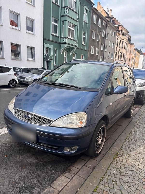 Blau Gebraucht 2005 Ford Galaxy Van / Kleinbus | 2.100 € (Fairer Preis) - Bild 1/4