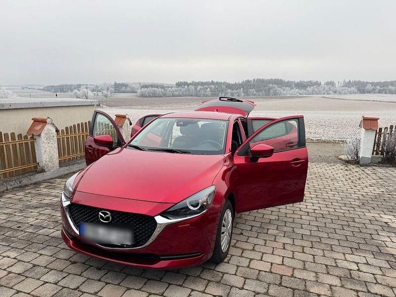 Gebraucht Mazda 2 Kizoku 90 PS (66 kW) 2021 Rot Kleinwagen
