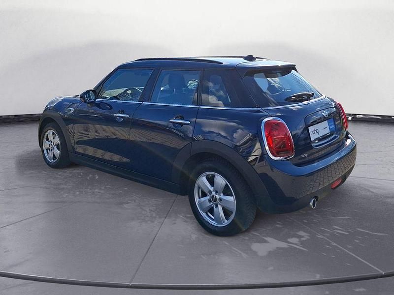 Gebraucht Mini Cooper 136 PS (100 kW) 2019 Blau Kleinwagen