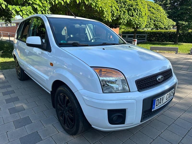 Gebraucht Ford Fusion Style 80 PS (58 kW) 2011 Weiß Kombi