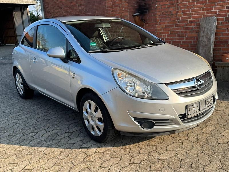 Gebraucht Opel Corsa 90 PS (66 kW) 2010 Silber Kleinwagen