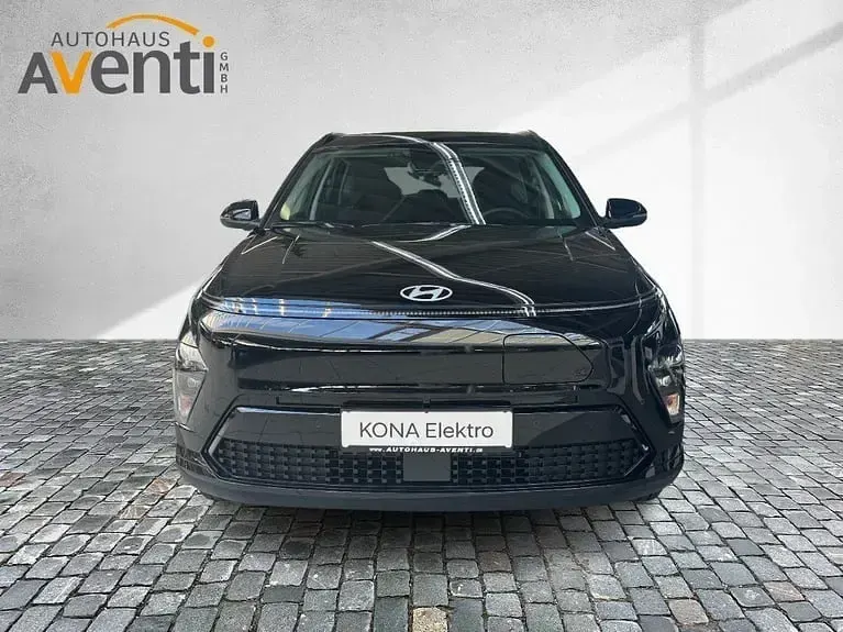 Neu Hyundai Kona Select 114 kW (156 PS) 2026 Abyss black SUV