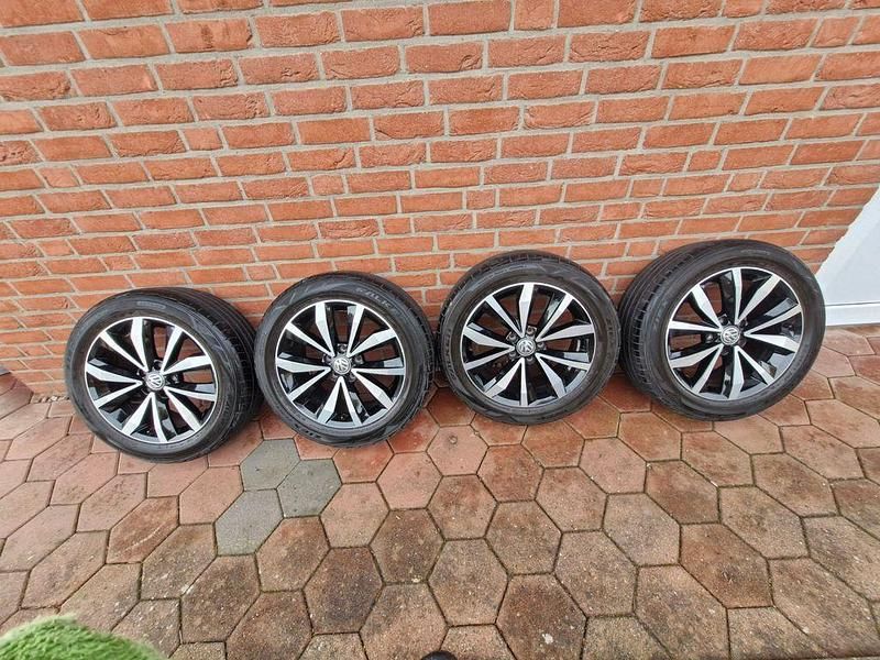 Gebraucht VW T-Roc 110 PS (80 kW) 2019 Weiß SUV