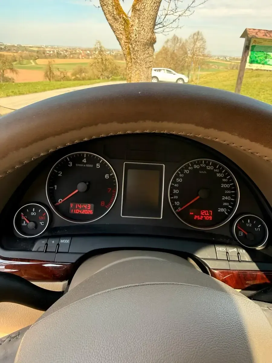 Gebraucht Audi A4 200 PS (147 kW) 2007 Grau Limousine