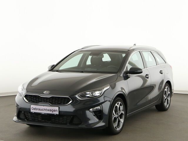 Gebraucht Kia Ceed 140 PS (102 kW) 2021 Andere farbe Kleinwagen