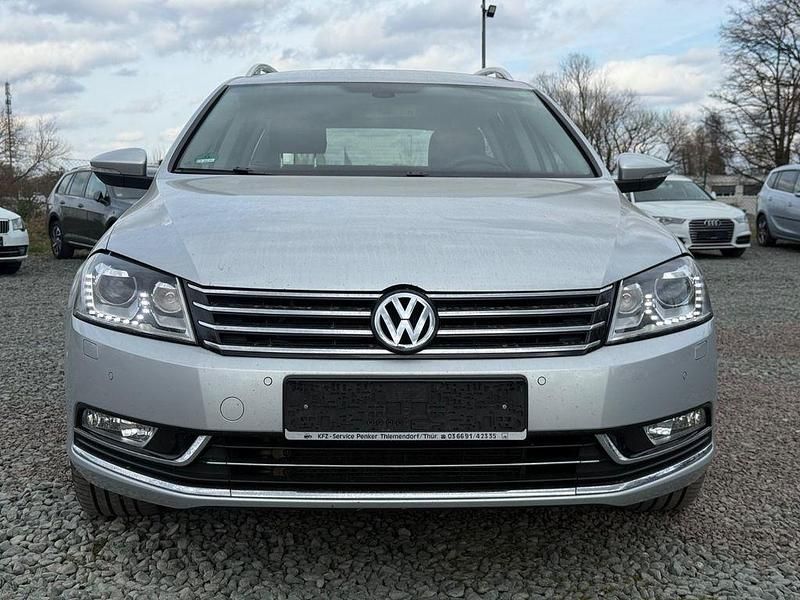 Gebraucht VW Passat Highline 140 PS (102 kW) 2011 Silber Kombi