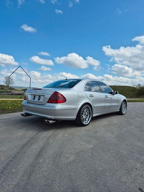 Occasion Mercedes E500 Avantgarde 306 ch (225 kW) 2003 Argent Berline