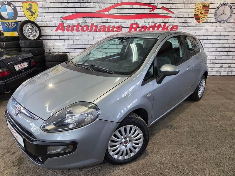 Gebraucht Fiat Punto Evo 77 PS (56 kW) 2011 Grau Kleinwagen