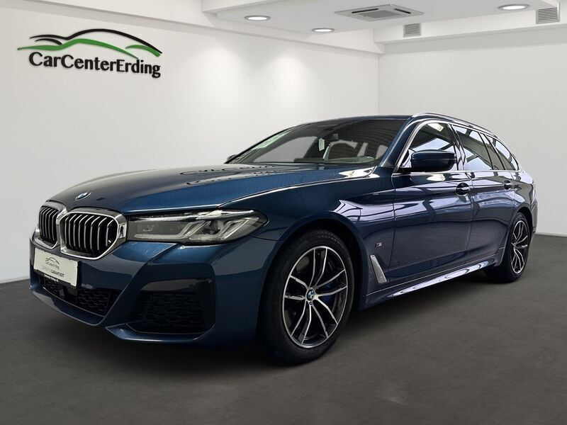 Phytonicblau metallic Gebraucht 2021 BMW 540 M Sport Kombi | 41.990 € (Etwas zu teuer) - Bild 1/4