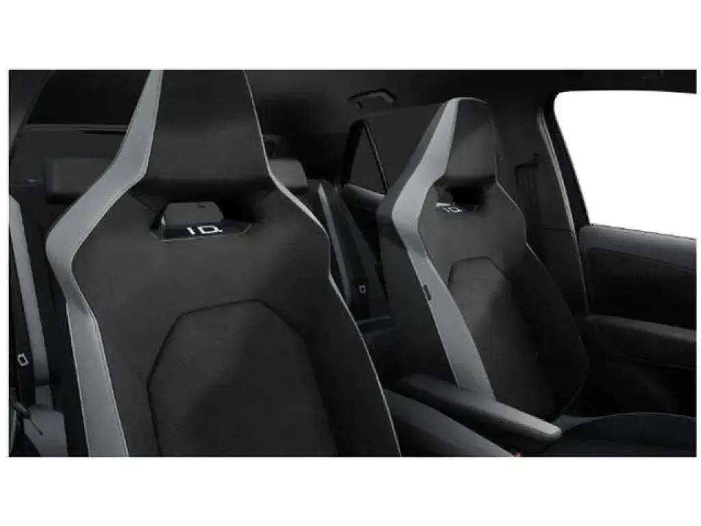 Gebraucht VW ID.3 Pro 150 kW (204 PS) 2024 Grenadillschwarz metallic Kleinwagen