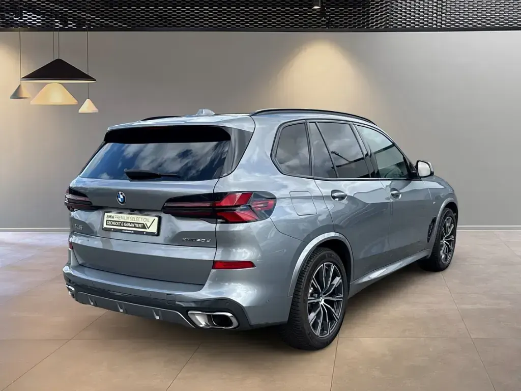 Gebraucht BMW X5 M Sport 334 PS (245 kW) 2024 Grau SUV