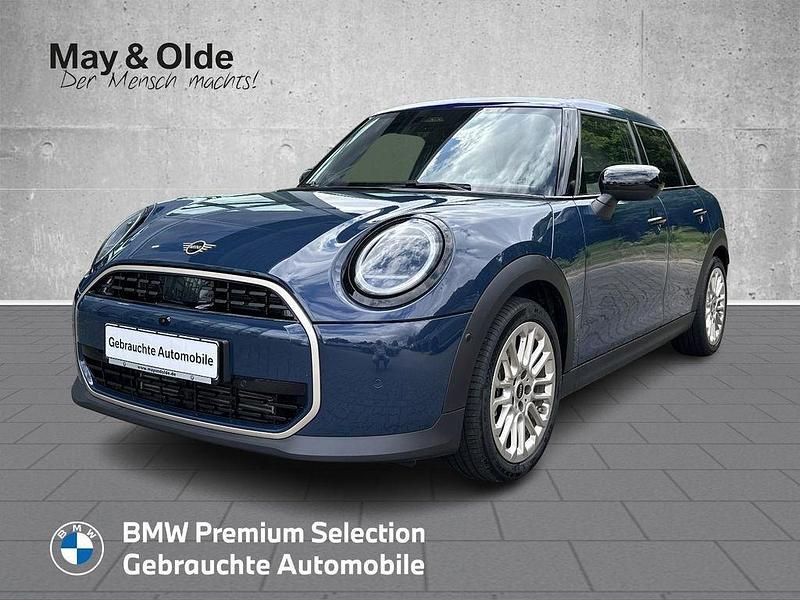 Dunkelblau Gebraucht 2024 Mini Cooper Favoured Kleinwagen | 32.980 € (Fairer Preis) - Bild 1/4