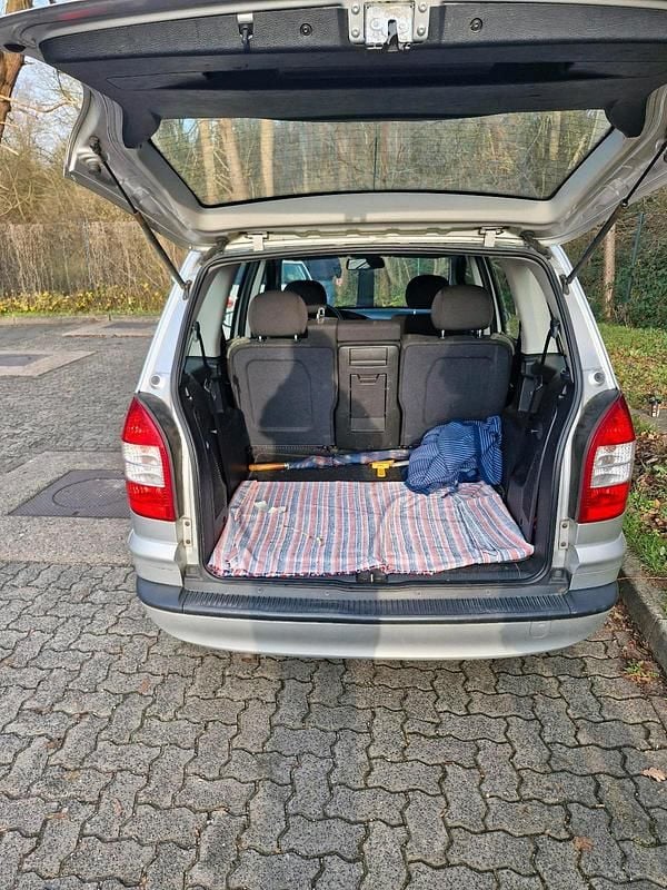 Gebraucht Opel Zafira 140 PS (102 kW) 2005 Silber Van / Kleinbus