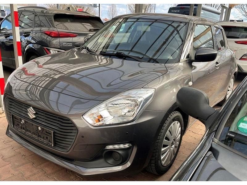 Second-hand Suzuki Swift Basic 90 CP (66 kW) 2018 Gri Hatchback