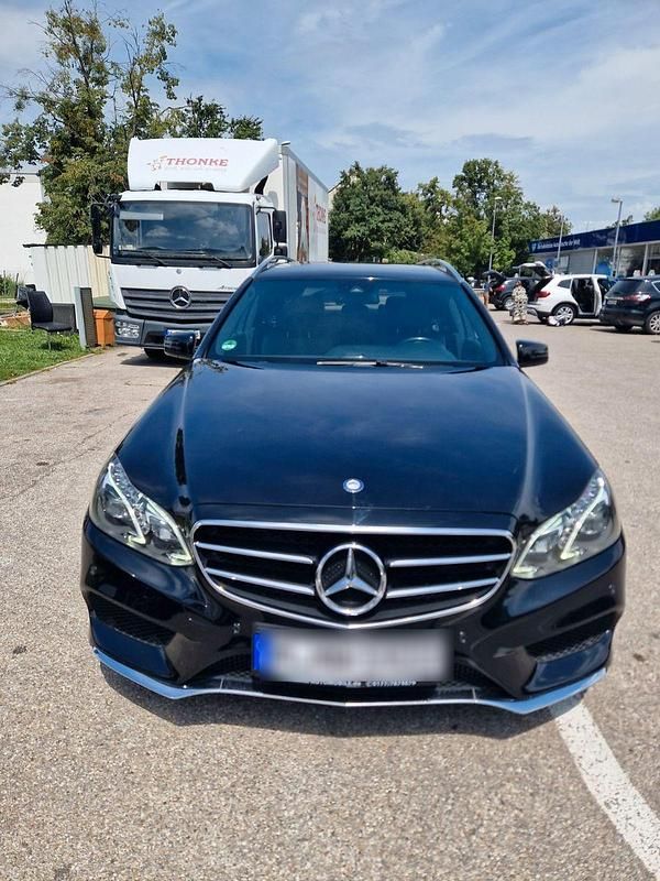 Schwarz Gebraucht 2013 Mercedes E350 Kombi | 18.900 € (Etwas zu teuer) - Bild 1/4