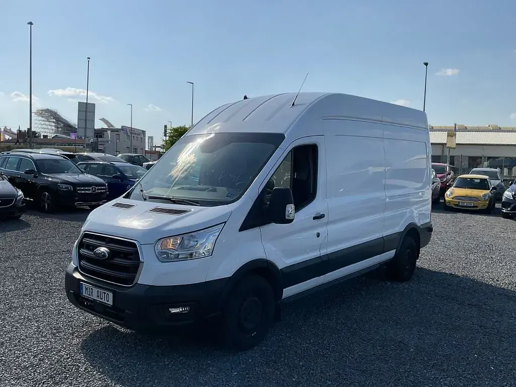 Gebraucht Ford Transit Trend 131 PS (96 kW) 2020 Weiß Limousine