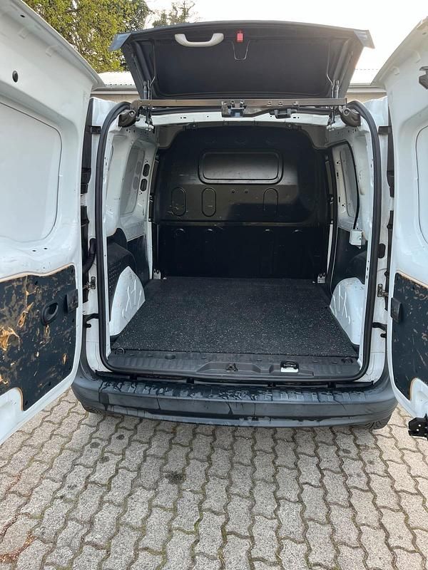 Usata Renault Kangoo 90 CV (66 kW) 2017 Bianco Monovolume