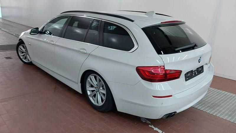 Gebraucht BMW 520 190 PS (139 kW) 2016 Weiß Kombi