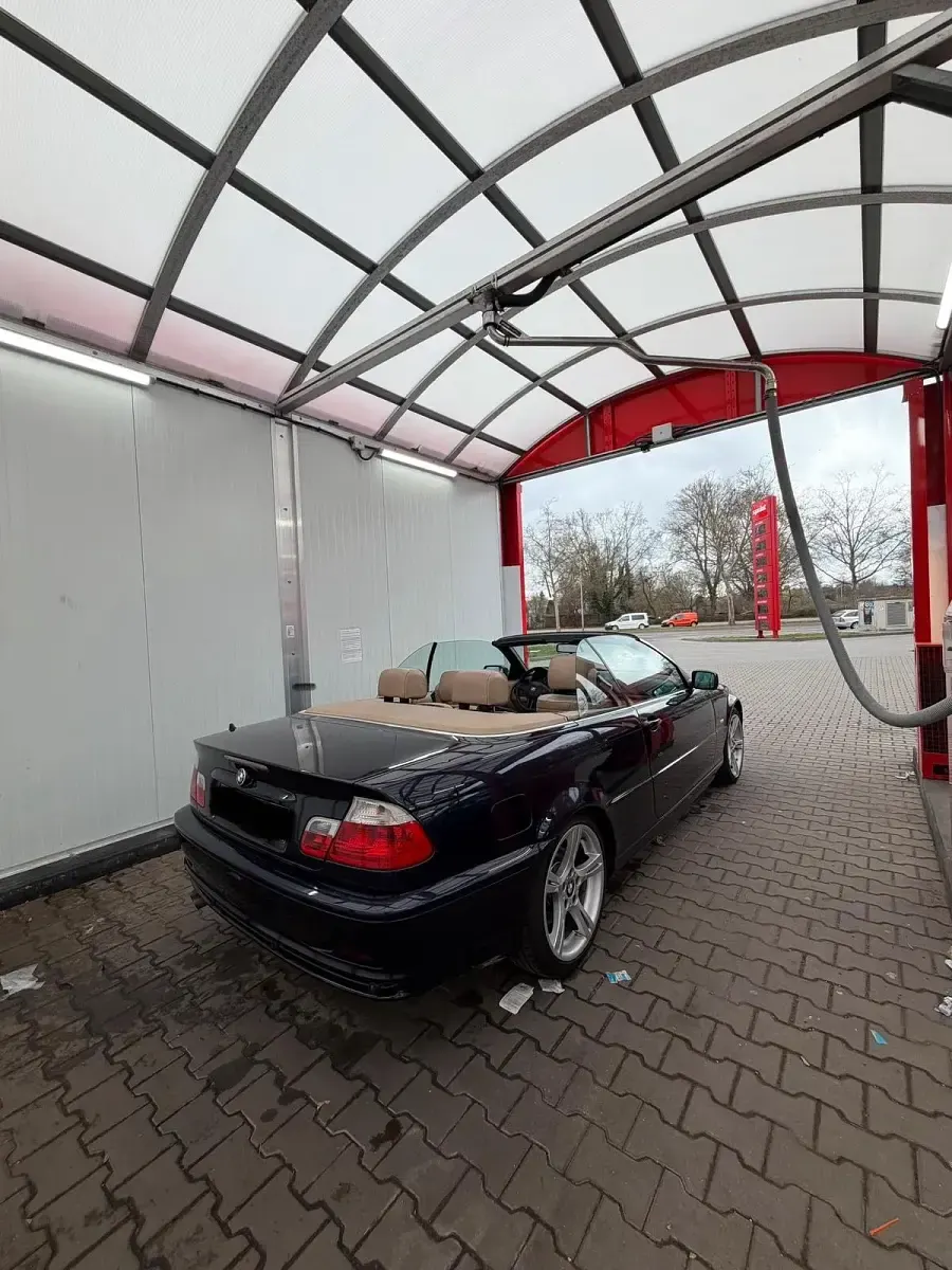 Gebraucht BMW 320 Cabriolet 170 PS (125 kW) 2002 Blau Cabrio