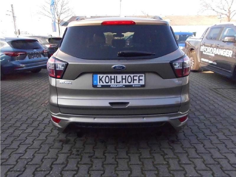 Gebraucht Ford Kuga ST-Line 150 PS (110 kW) 2019 Pyritsilber metallic (metallic) SUV