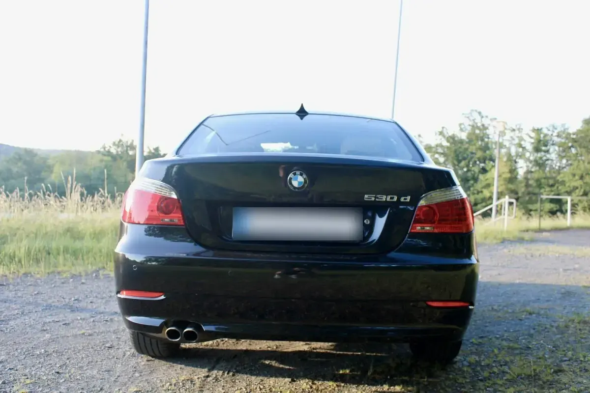 Gebraucht BMW 530 Shadowline 235 PS (172 kW) 2008 Schwarz Limousine