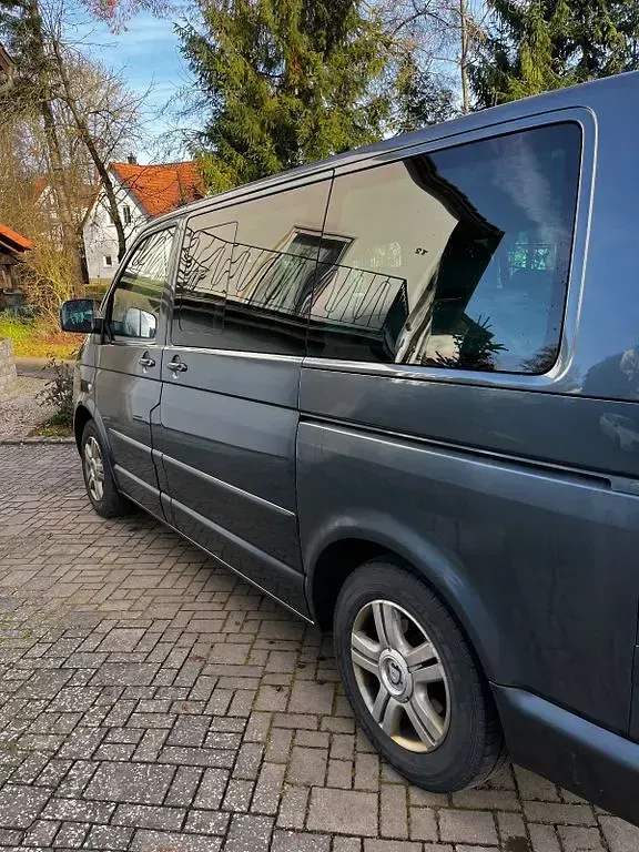 Gebraucht VW T5 Highline 174 PS (127 kW) 2004 Grau Van
