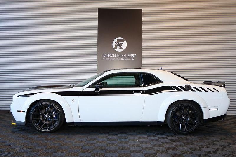 Second-hand Dodge Challenger 373 CP (274 kW) 2019 Alb Coupe
