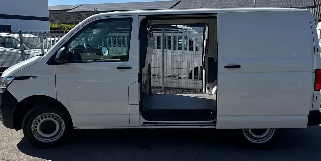 Gebraucht VW T6.1 110 PS (80 kW) 2020 Weiß Van