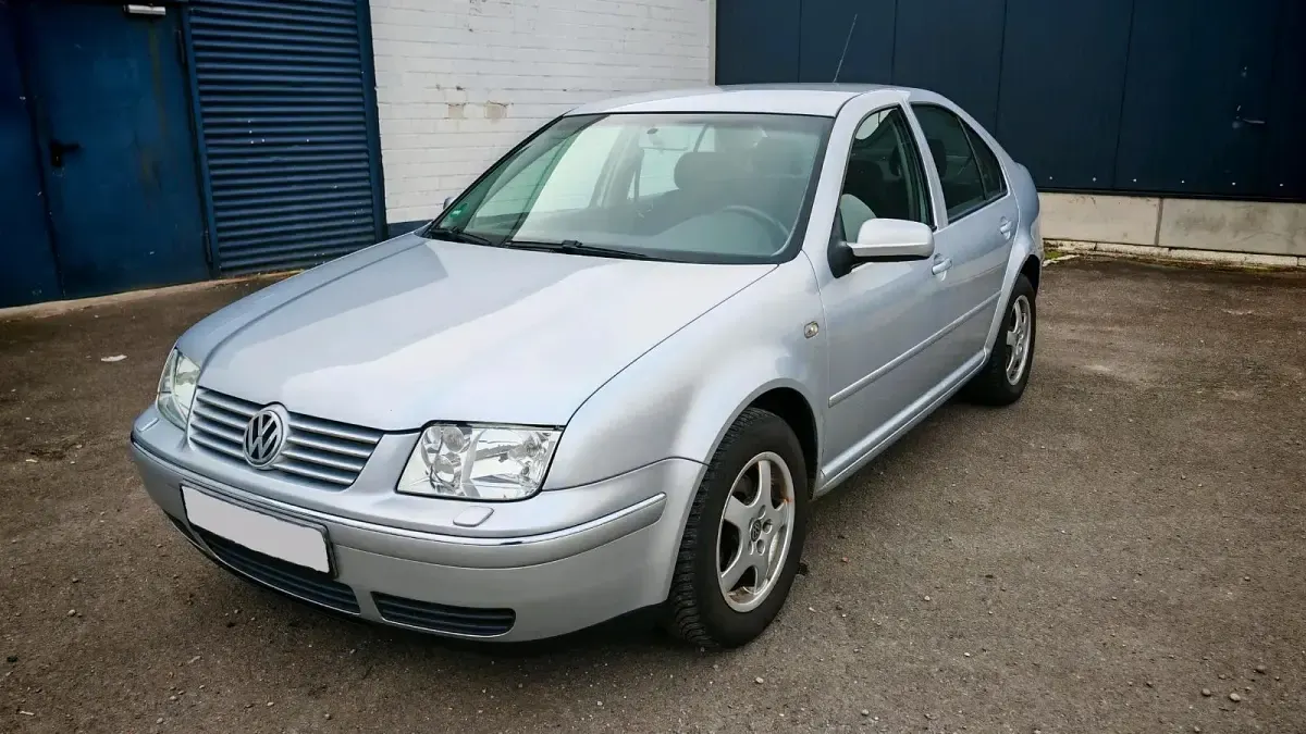 Gebraucht VW Bora Pacific 105 PS (77 kW) 2003 Grau Limousine