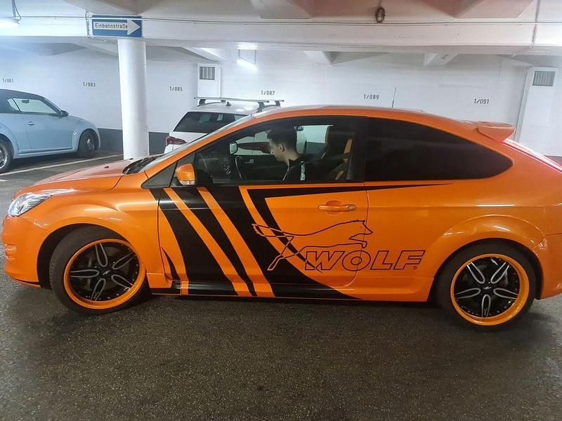 Second-hand Ford Focus ST 226 CP (166 kW) 2010 Portocaliu Coupe