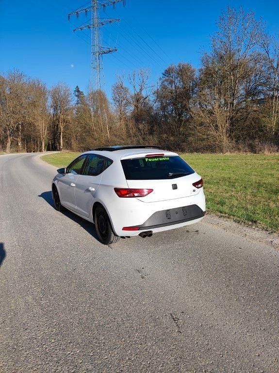 Gebraucht Seat Leon ST FR 179 PS (131 kW) 2016 Weiß Kombi