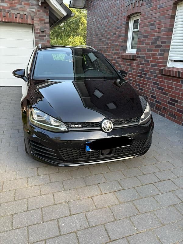 Schwarz Gebraucht 2016 VW Golf VII GTD Kombi | 14.200 € (Fairer Preis) - Bild 1/4